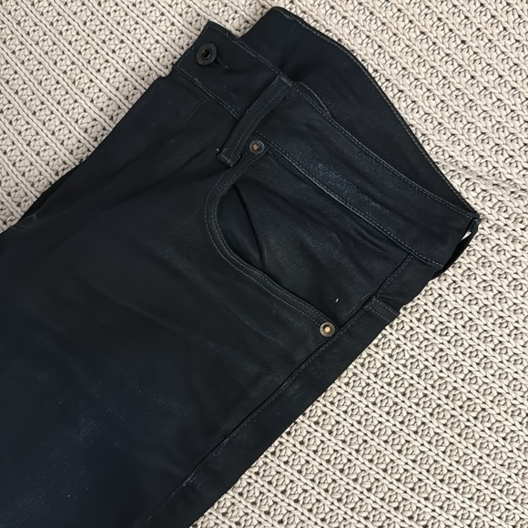 Jeans - Picture 2 of 3